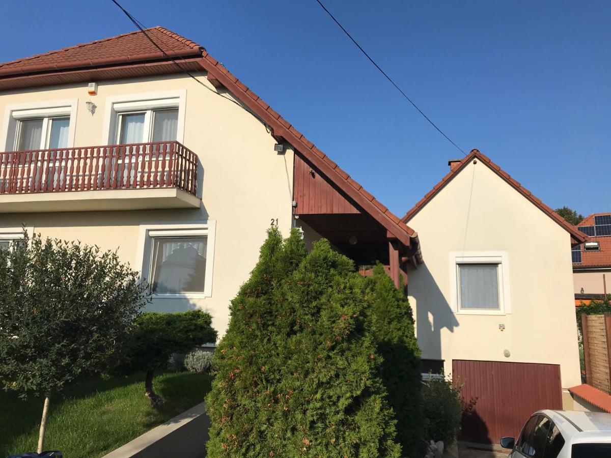 Apartman Tinasol Mosonmagyaróvár Extérieur photo
