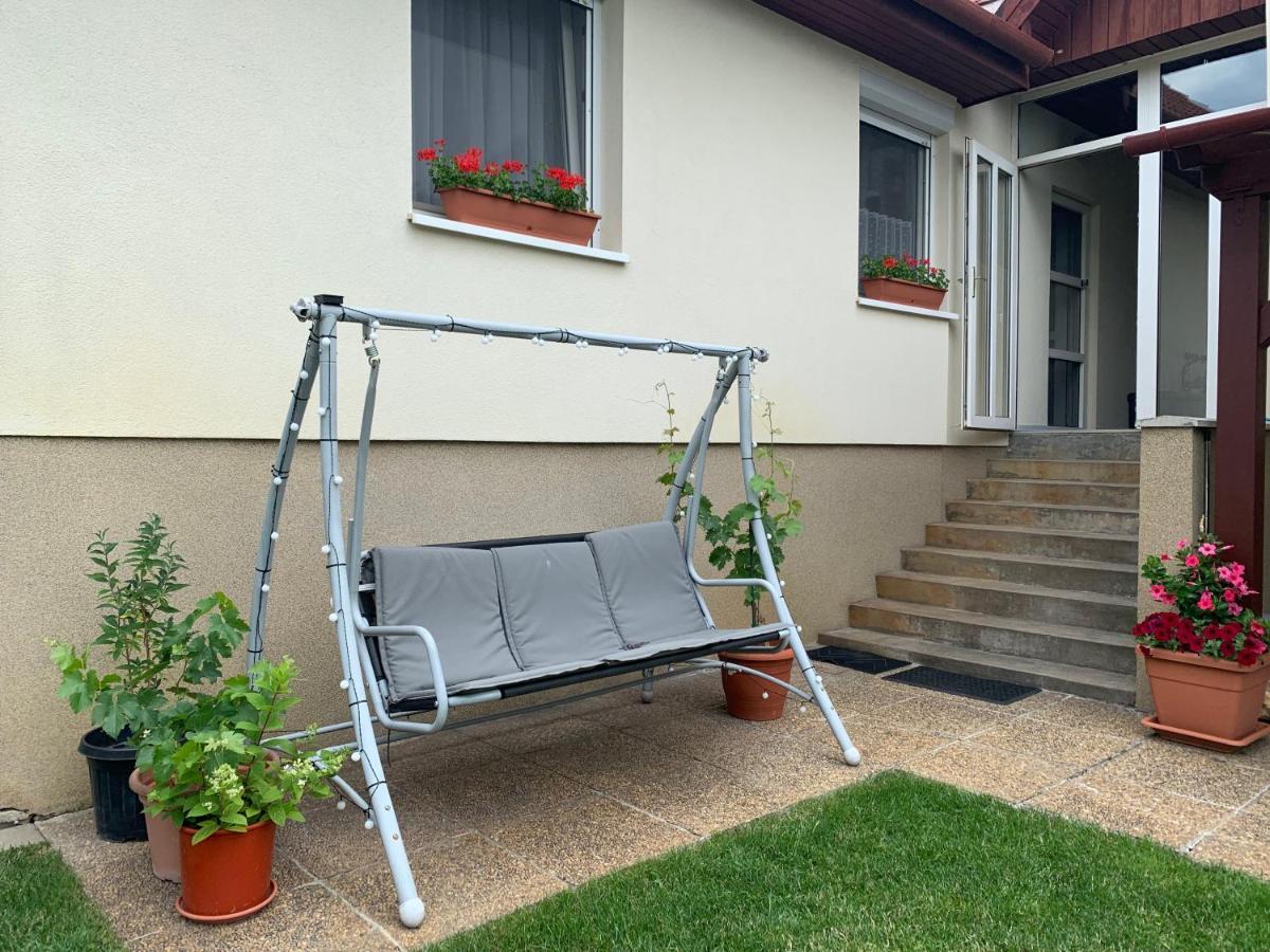 Apartman Tinasol Mosonmagyaróvár Extérieur photo