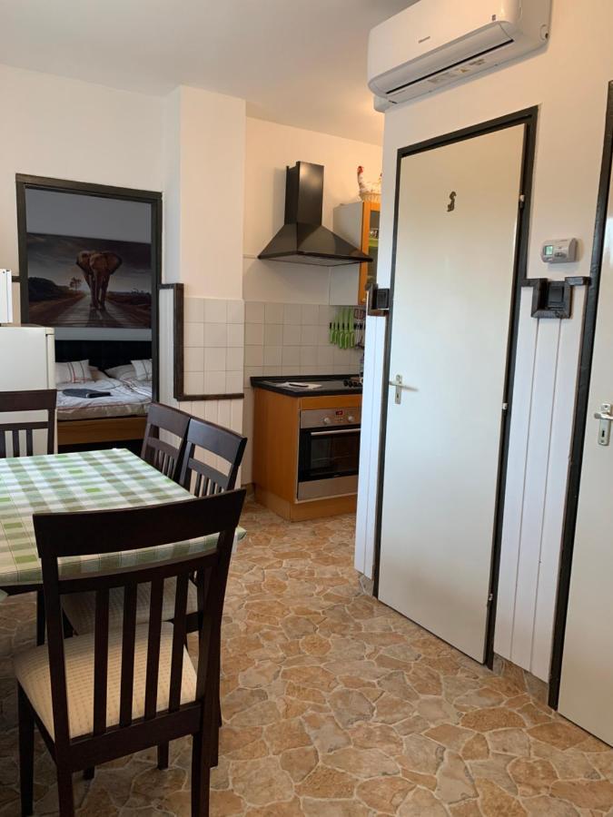 Apartman Tinasol Mosonmagyaróvár Extérieur photo
