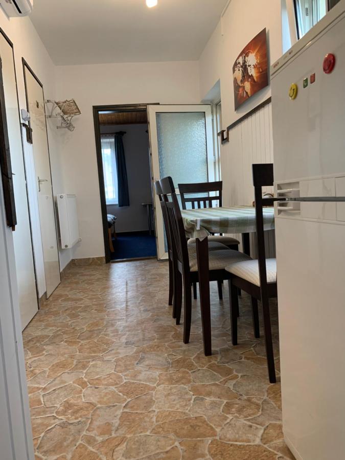 Apartman Tinasol Mosonmagyaróvár Extérieur photo